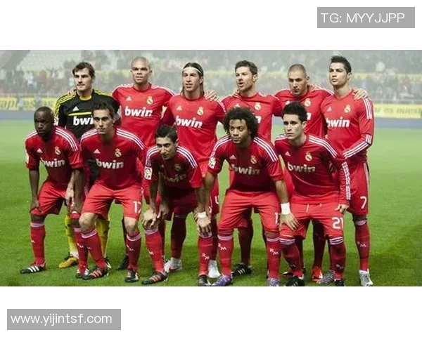 足球明星艺术之旅:推荐绘画书籍让你领略球场之外的精彩世界 足球明星艺术之旅:推荐绘画书籍让你领略球场之外的精彩世界