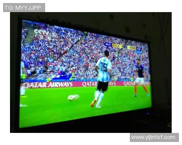 足球明星闪耀荧幕精彩瞬间回顾与经典场景再现 足球明星闪耀荧幕精彩瞬间回顾与经典场景再现