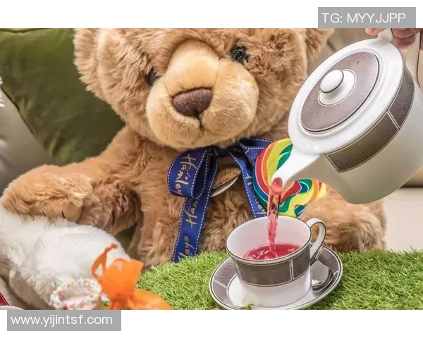 足球明星p化身可爱娃娃展现童趣魅力引发粉丝热议 足球明星p化身可爱娃娃展现童趣魅力引发粉丝热议