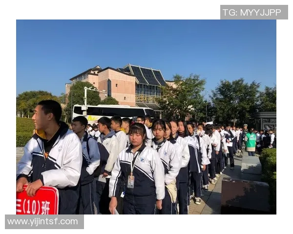 足球明星穆里路的传奇之路与辉煌成就全解析 足球明星穆里路的传奇之路与辉煌成就全解析